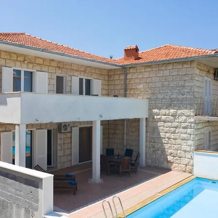 Dom wakacyjny Kate Supetar