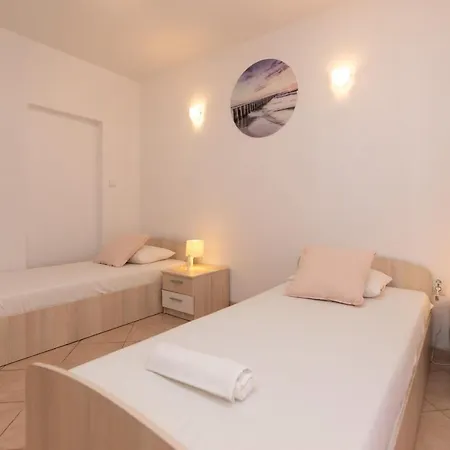 Dom wakacyjny Kate Supetar