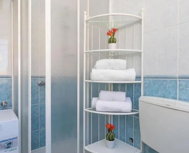 Semesterbostad Kate *